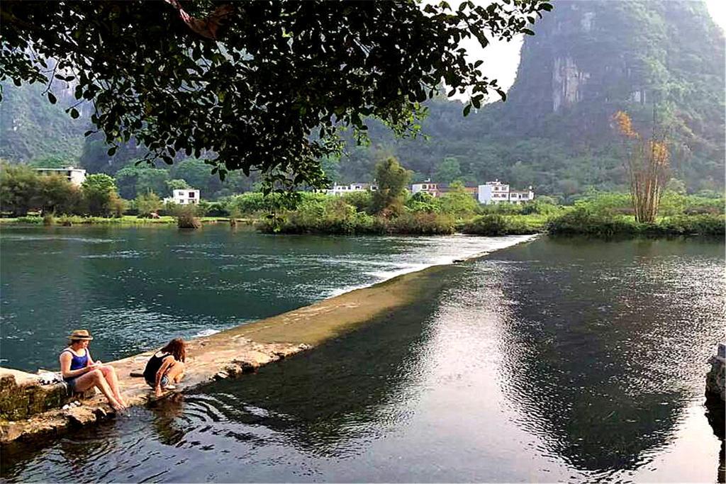 Yangshuo Peaceful Valley Retreat Hotel Esterno foto