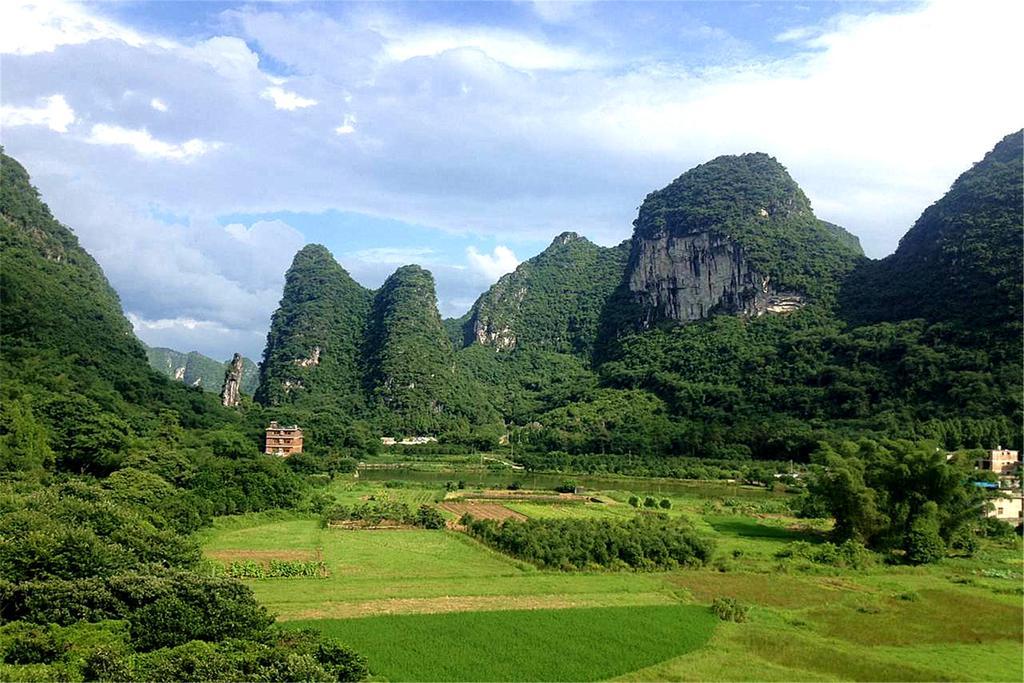 Yangshuo Peaceful Valley Retreat Hotel Esterno foto