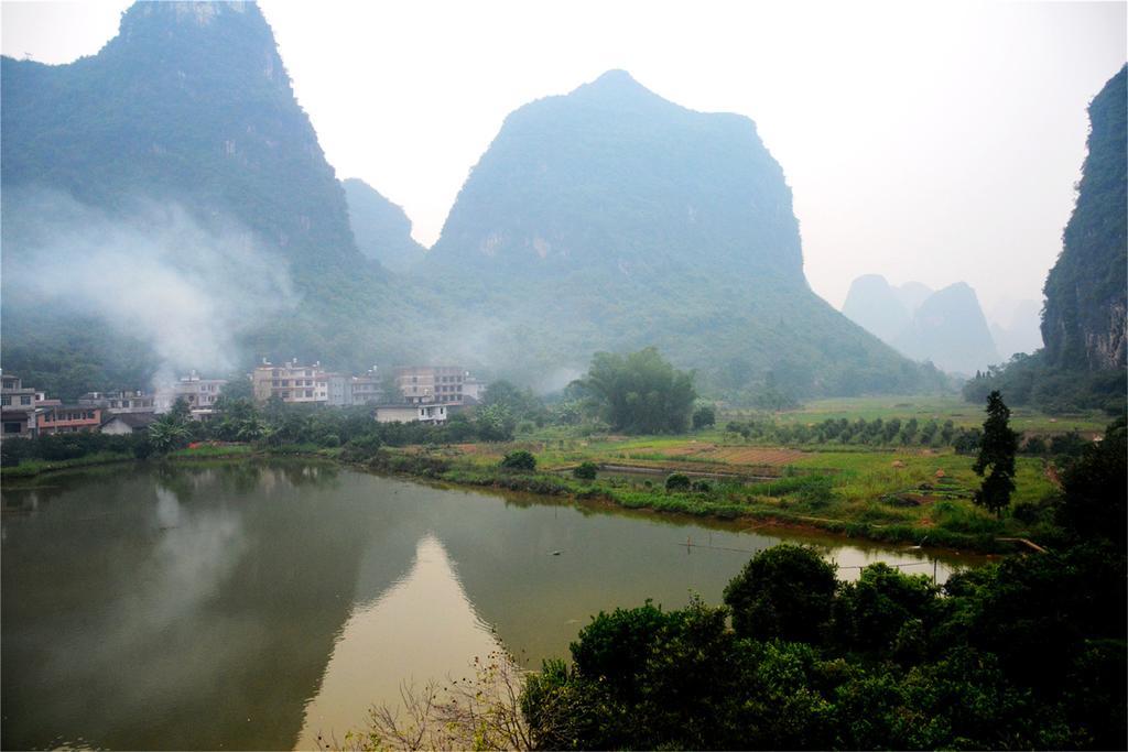 Yangshuo Peaceful Valley Retreat Hotel Esterno foto